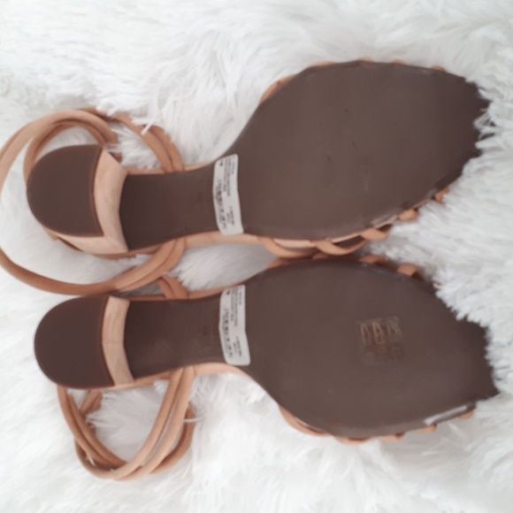 Schultz shoes - Picture 8 of 9